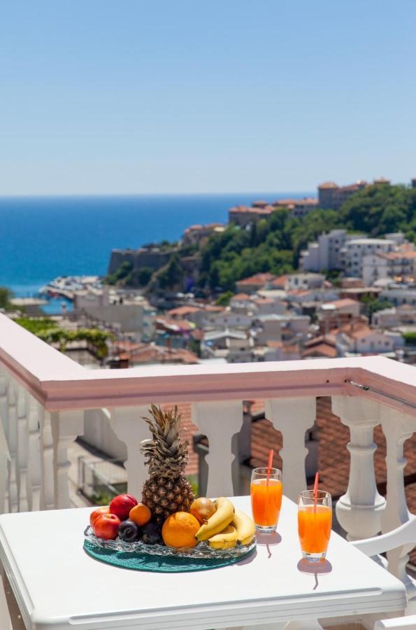 Castello Apartments Ulcinj Esterno foto