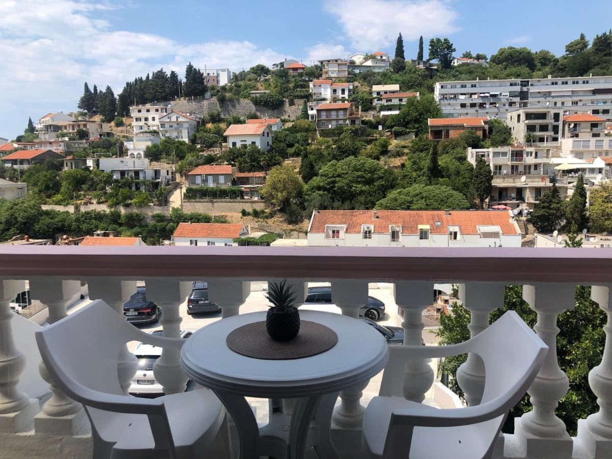 Castello Apartments Ulcinj Esterno foto